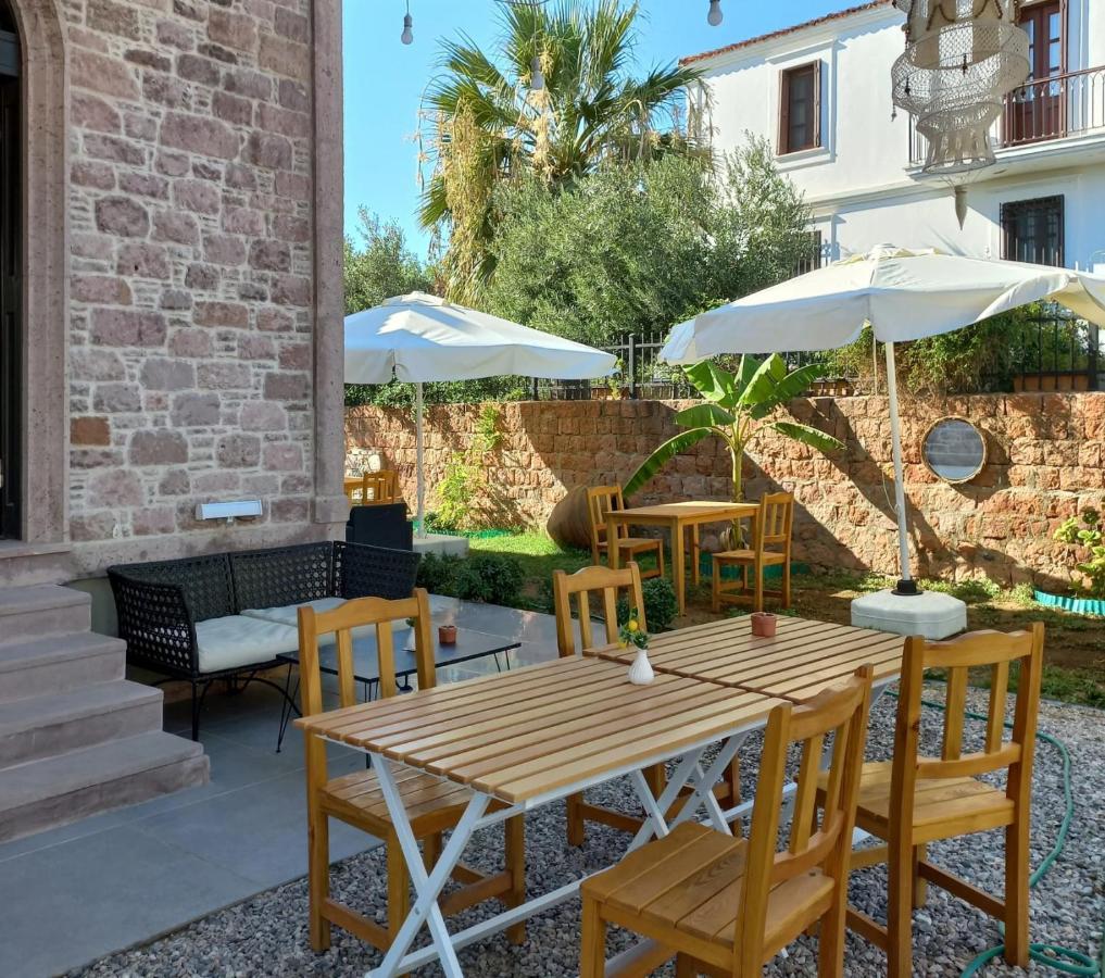فندق Zarbali Cunda Ayvalı المظهر الخارجي الصورة